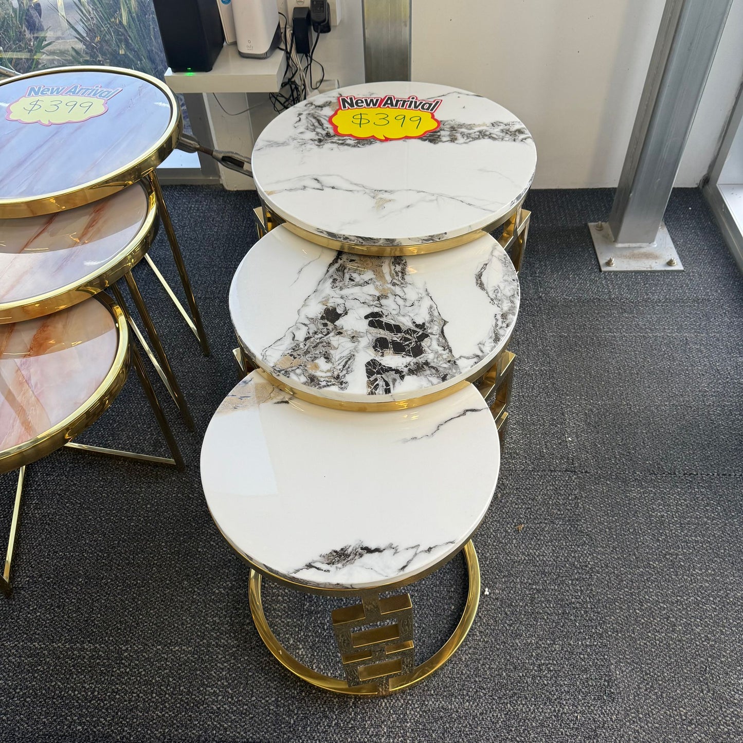 E-7 Tea Table Set - Gold