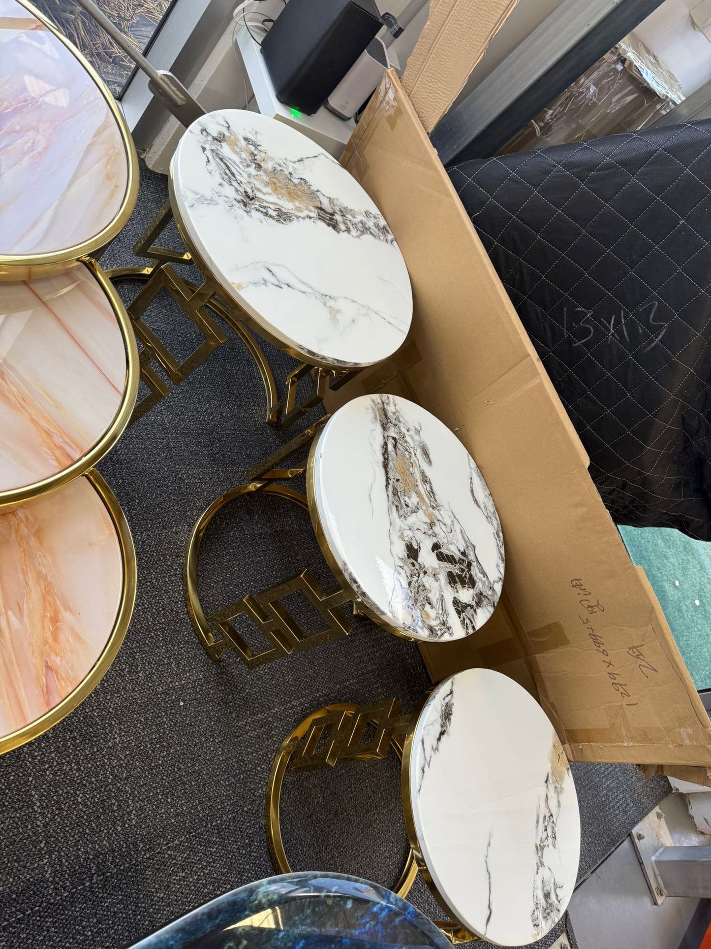 E-7 Tea Table Set - Gold